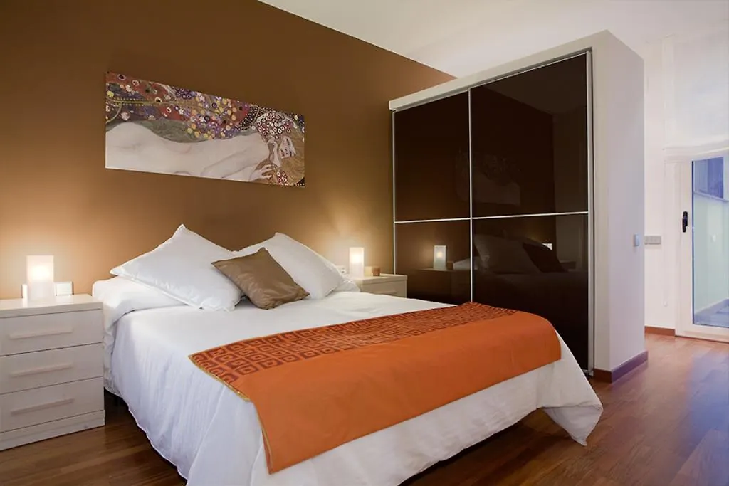 Lodging Apartments Rambla Catalunya - Miro 0*, Barcelona Spain