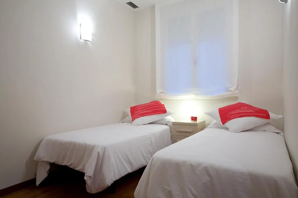 Lodging Apartments Rambla Catalunya - Miro 0*, Barcelona
