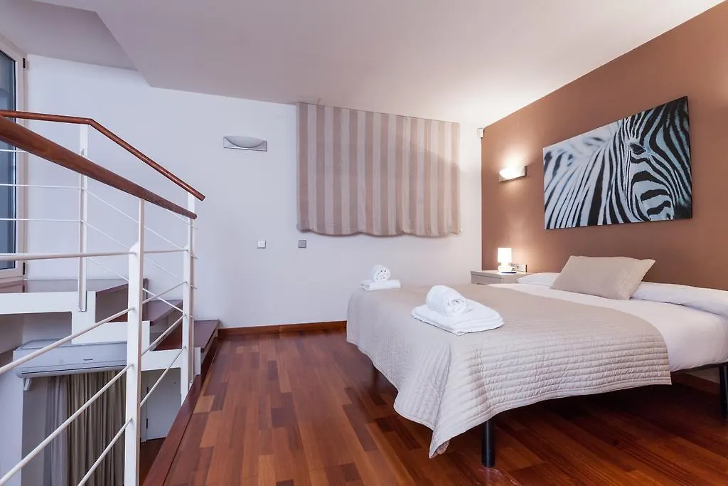 Lodging Apartments Rambla Catalunya - Miro