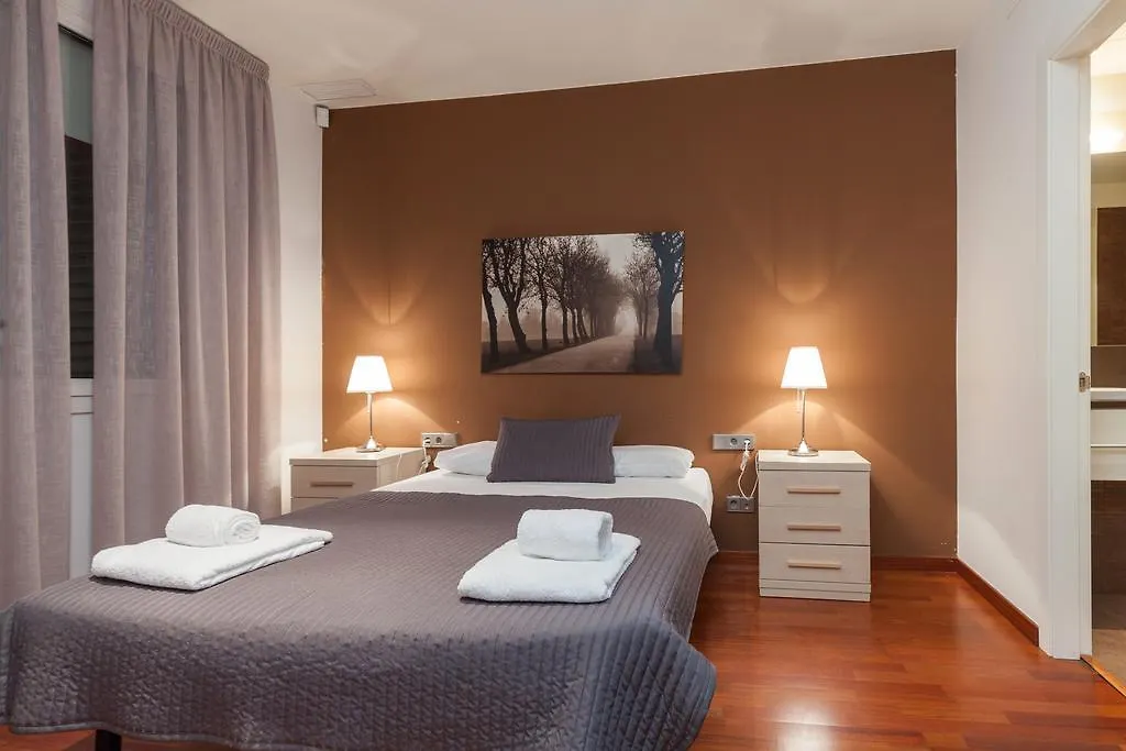 Lodging Apartments Rambla Catalunya - Miro
