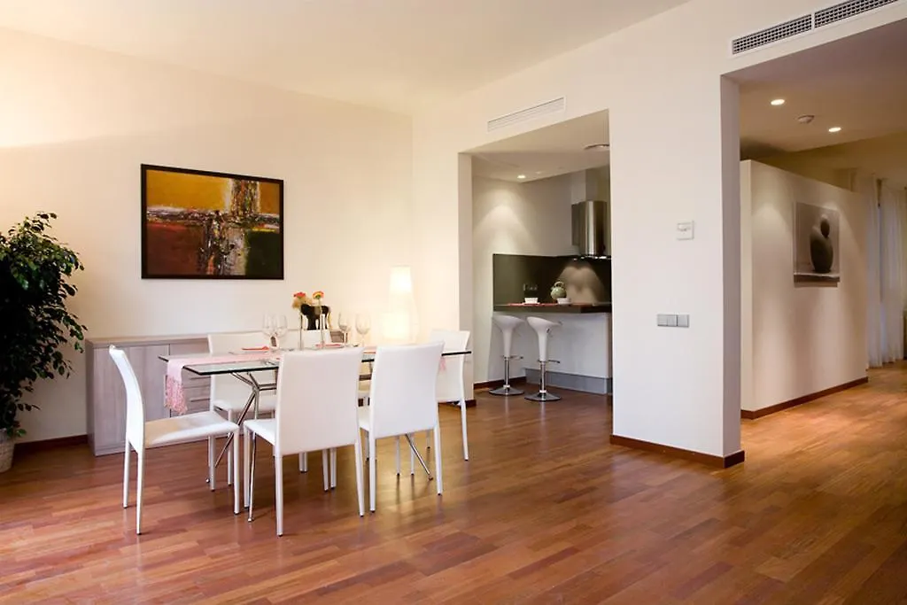 Lodging Apartments Rambla Catalunya - Miro Spain